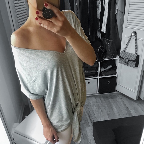 Tops - LAST 3✨Heather Gray Solid Loose Fit Tie Top